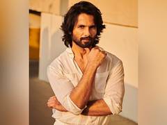 
      
      Shahid gives 'Karan Arjun' touch to his Instagram post with...
      
      