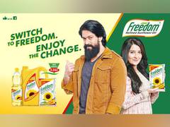 
      
      Freedom Refined Sunflower Oil ropes in Actors Yash &amp;...
      
      