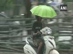 
      
      Rain lashes parts of Bhubaneswar, to continue for next 5 days
      
      