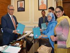 
      
      'Beti Bachao Beti Padhao' theme-based diary released in J-K
      
      