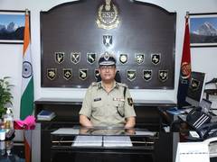 
      
      Rakesh Asthana takes over as DG of Border Security Force
      
      