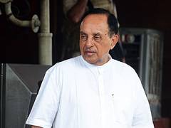 
      
      Delhi court asks Subramanian Swamy to bring documents...
      
      