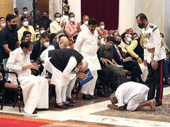 
      
      PM Modi hails Padma awardee Baba Sivanand for agility
      
      
