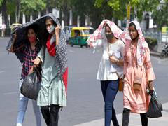 
      
      Heatwave conditions push Delhi's power demand to 5,735 MW
      
      