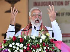 
      
      PM Modi hails Andhra man for donating his retirement benefits 
      
      
