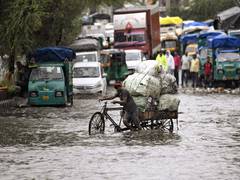 
      
      Rain lashes Delhi; air quality enters satisfactory category
      
      