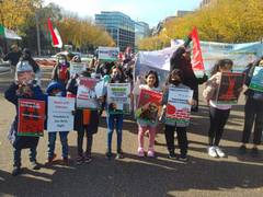 
      
      US: MQM stages protest outside White House against Pak...
      
      