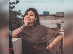 
      
      Pakistani singer clarifies she is not Muslim, after trolling
      
      