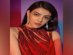 
      
      Kajal Aggarwal gives a glimpse of her 'God Bharai'
      
      