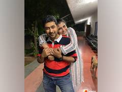 
      
      Rahul Ravindran, Chinmayi Sripada welcome twins
      
      