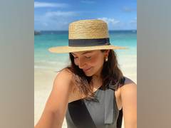 
      
      Anushka Sharma soaks sun in sunkissed picture from recent vacay
      
      