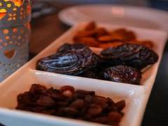 
      
      Ramadan: Traders happy with rising demand for dates in MP's Indore
      
      