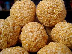 
    Relevance of Til and Gur during Makar Sankranti
    