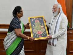 
      
      Bihar Dy CM Renu Devi pays courtesy visit to PM Modi, seeks...
      
      