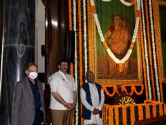 
      
      RS Deputy Chairman, other parliamentarians pay floral...
      
      