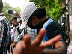 
      
      SC grants interim bail to Zubair in all FIRs
      
      