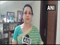 
      
      Nothing can come in front of a bulldozer, says Hema Malini...
      
      