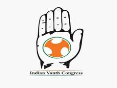 
      
      Telangana: Scuffle breaks out between Youth Congress members...
      
      