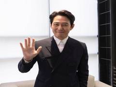 
      
      'Squid Game' actor Lee Jung-jae reveals how Hollywood celebs...
      
      