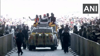 
      
      PM Modi holds roadshow in Jharkhand's Dhanbad
      
      