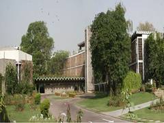 
      
      Heckles raised as IIC chief invites President of India amid...
      
      