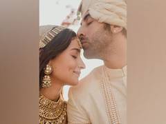 
      
      Alia embraced Ranbir's lucky number 8 through her wedding outfit
      
      