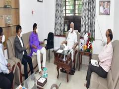 
      
      K'taka CM holds meeting over rainfall situation, announces Rs...
      
      