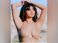 
      
      Selena Gomez shares behind-the-scenes video of  'Rare'
      
      