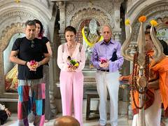 
      
      Shailendra Singh's 'Michael Douglas and Catherine Zeta-Jones
      
      
