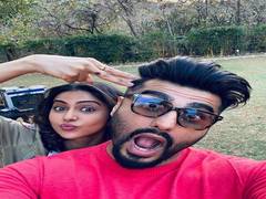 
      
      Arjun shares selfie with Rakul, says 'missing work'
      
      