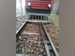 
      
      Goods train derails at Tundla-Kanpur section in UP's Prayagraj
      
      