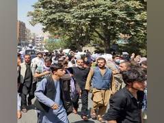 
      
      Afghanistan: Daily wagers in 'dire' condition after Taliban siege
      
      