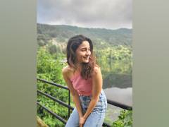 
      
      Alia Bhatt channels the girl-next-door charm in latest pictures 
      
      