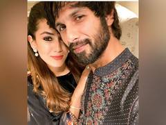 
      
      Shahid Kapoor, Mira Rajput showcase romantic dance moves
      
      