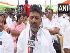 
      
      No coalition, Cong to contest K'taka polls alone: DK Shivakumar
      
      