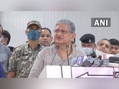
      
      Kailash Vijayvargiya vs Nitish Kumar: JD (U) slams BJP
      
      
