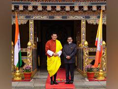 
      
      Indian Ambassador to Bhutan Sudhakar Dalela presents credentials 
      
      