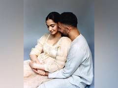 
      
      B-Town showers Sonam Kapoor with wishes as she welcomes baby boy
      
      