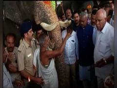 
      
      K'nataka: Yediyurappa kicks off Savarkar Rath yatra in Mysore
      
      
