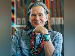 
      
      Val Kilmer reveals he would play 'Batman' again
      
      