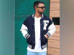 
      
      Accentuate your personality with Powerlook's varsity jackets
      
      