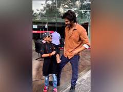 
      
      Kartik Aaryan engages in fun banter with 'Chote Rooh Baba'
      
      