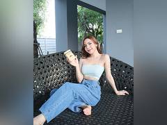 
      
      Thailand: 'Nutty the YouTuber' flees abroad after forex scam
      
      