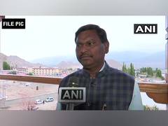 
      
      BJP seeks Jharkhand govt's statement on Dumka incident
      
      