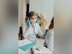 
      
      Artificial Intelligence helps in treating Women with heart attack
      
      