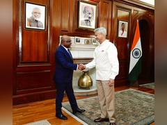 
      
      Jaishankar discusses 76th UNGA with Maldivian counterpart Shahid
      
      