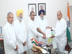 
      
      Delegation demands CBI, ED probe into Punjab Excise Policy
      
      