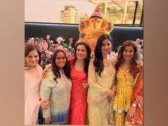 
      
      Katrina Kaif poses with Salman Khan's sisters Arpita, Alvira
      
      