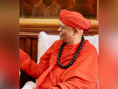 
      
      Murugha mutt seer shifted to district hospital after complaining 
      
      