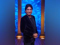 
      
      Raju Srivastava's health shows minor improvement
      
      